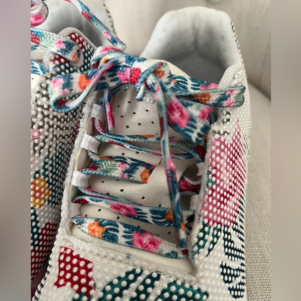 (🌺 SOLD) NoBull Women's Floral Court Trainer - Picture 12 of 15